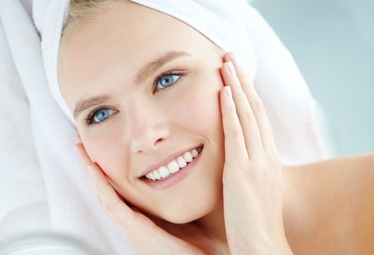 【花粉】に負けない！このシーズンにすべきスキンケア&amp;メイク術とは？