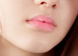 春っぽさ全開♡トレンド【ピンクリップ】の大人な使い方とは？