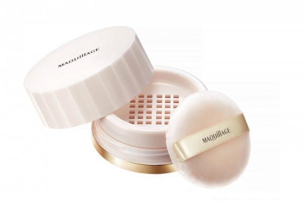 春は肌も衣替えしない？失敗しない大人のすっぴん風ツヤ肌ベースメイク術