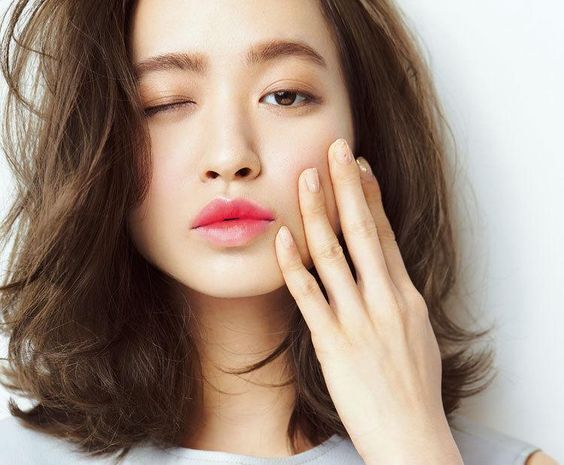 じんわり色っぽい…♡リップティントの”透け感”で今っぽ夏顔が完成♪