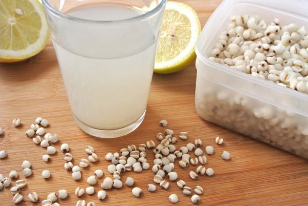 美容効果の高さに驚き！美肌&amp;夏バテ解消にも効くハトムギウォーターとは？