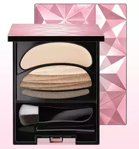 苦手な人でも超簡単！きれいなグラデメイクが叶う優秀アイシャドウ3選