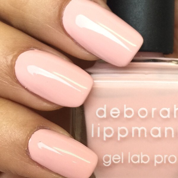 ビギナーでもプロ並みに！自宅で簡単にできるおすすめジェルネイル3選