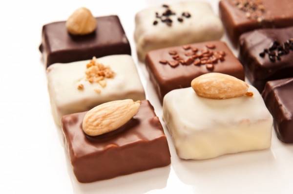 【2018年】溢れ出る高級感！1000円で買えるバレンタインチョコ7選♡