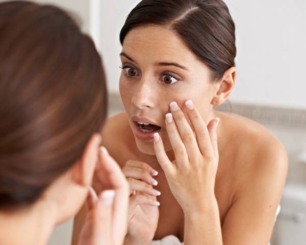 メイクの上から簡単レスキュー！乾燥を防ぐおすすめ保湿ミスト特集