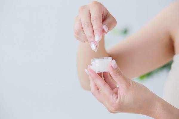 お値段以上の潤い！口コミ高評価のプチプラ保湿ジェル6選