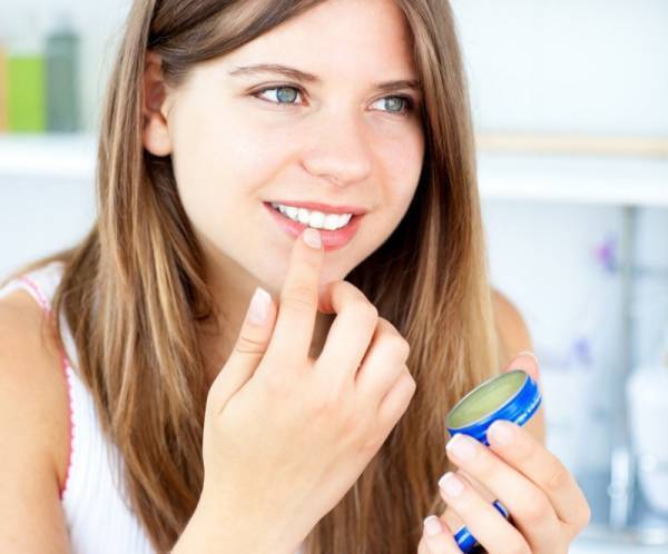 縦ジワもふっくら♡ガサガサ唇を解消する正しい保湿ケアって？