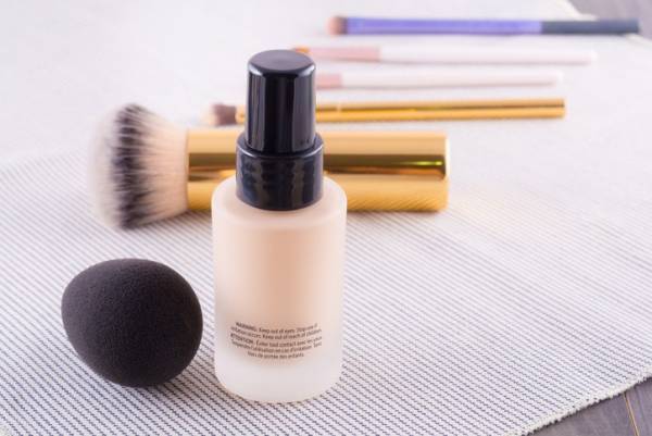 究極の保湿力！紫外線＆乾燥に打ち勝つおすすめベースメイク3選