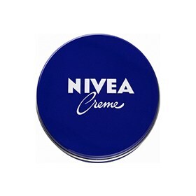 ハトムギ化粧水で保湿！大人女子のためのシンプルスキンケア特集