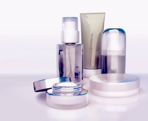 洗顔後の保湿は順番が超重要！ブースター的コスメ投入でお肌を元気に♡