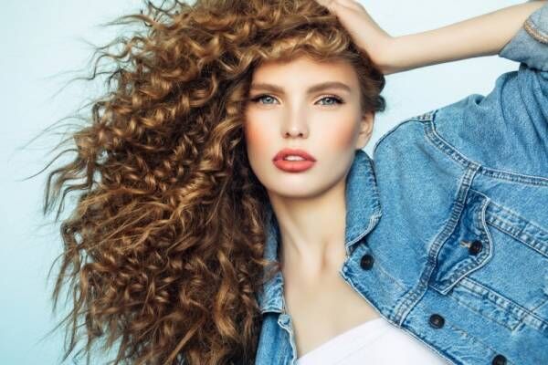 3選 ブルーの化粧下地で透明感を作る 塗り方のコツを解説 ウーマンエキサイト 1 5