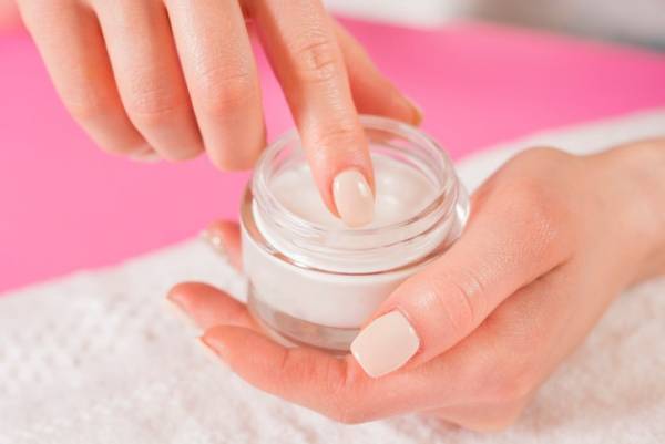 【1500円以下】プチプラ美白クリーム3選！安いけど安全？成分は？