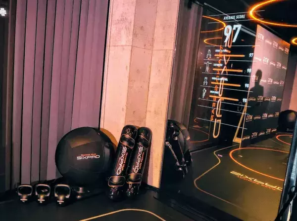 菜々緒ボディも夢じゃない!?たったの15分でトレーニングできる次世代ジム「SIXPAD STATION」って？