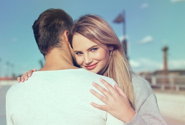 【夫や彼氏を要チェック】“疲れた見た目”は損!?あなたの一言が男性のビジネスチャンスに！