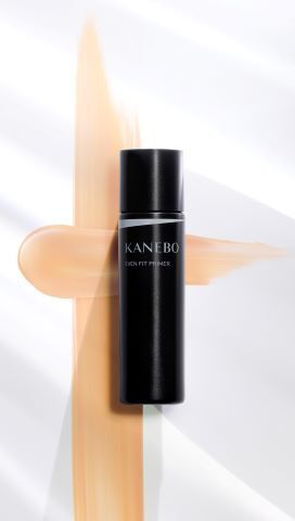 保湿しながらメイク崩れも防ぐ！マスクメイクで活躍する新作下地3選