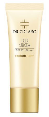 紫外線とブル―ライトによる光老化対策に！今季注目のUVスキンケアは？