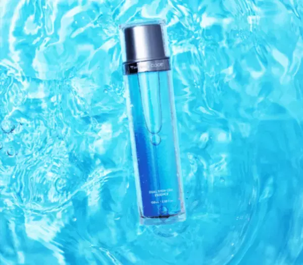 乾燥から肌をカバー！いま話題の潤い化粧水＆美容液4選