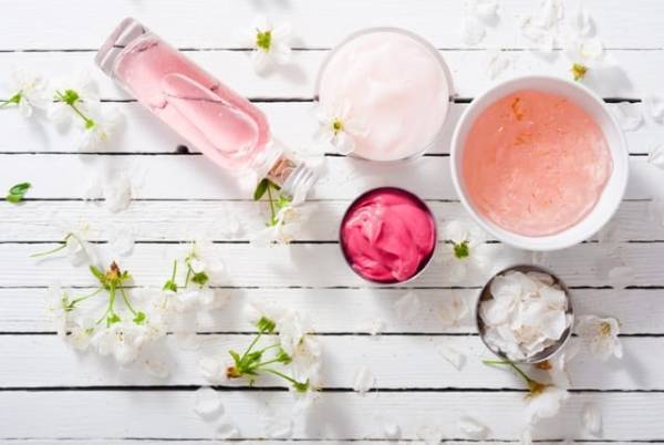 春のトキメキを先取り！桜の香りに包まれる新作スキンケア・ボディケア6選