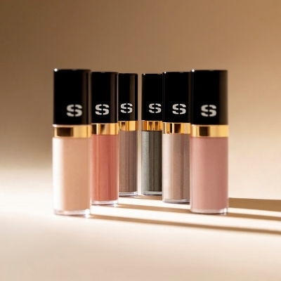 マスク中の目元印象を華やかにグレードアップ！新作アイメイクで彩りとツヤを