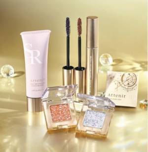 マスク中の目元印象を華やかにグレードアップ！新作アイメイクで彩りとツヤを