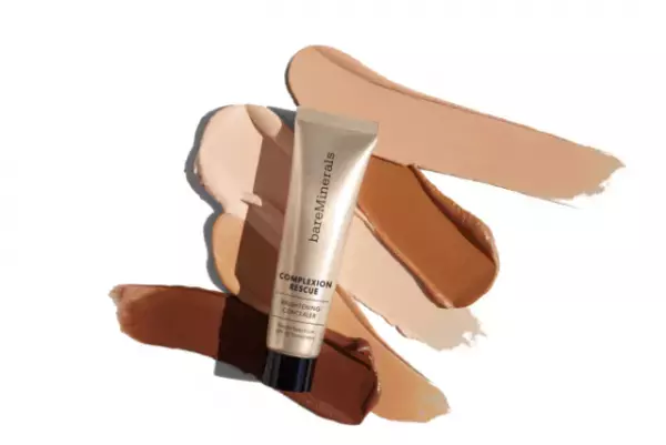 アイクリームでイキイキとしたハリのある目元に！《新作アイクリーム特集》