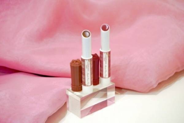 春の新色も！うる艶リップになれる【プチプラリッププランパー】