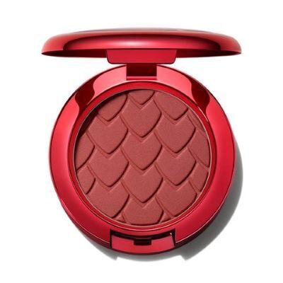 【2024年バレンタインコスメ特集】華やかな赤やハートモチーフに注目！