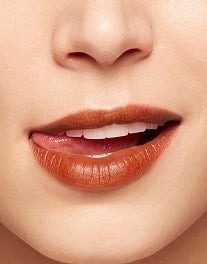 【2024年春コスメ】きらめく艶と花々のようなカラーでメイクアップ