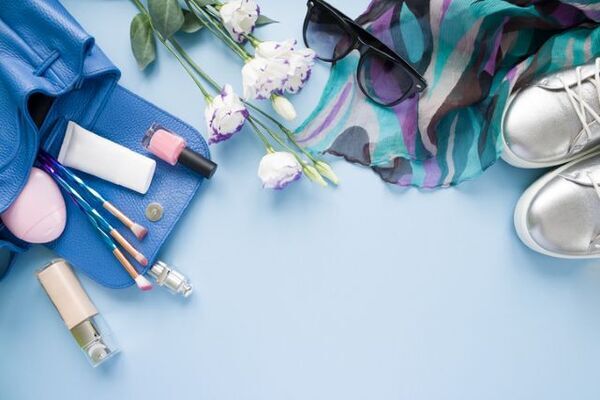 【2025年】真夏の太陽より眩いツヤを纏う！デパコスサマーコレクション