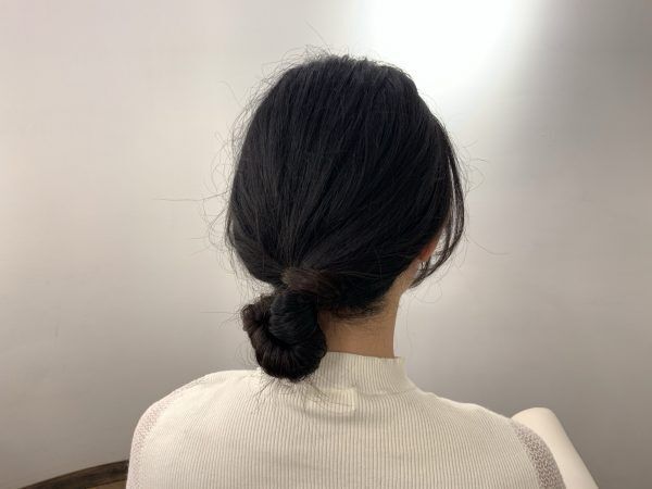 ストールを巻く日にも ゴム1本で簡単お団子ヘアアレンジ術 年12月3日 ウーマンエキサイト