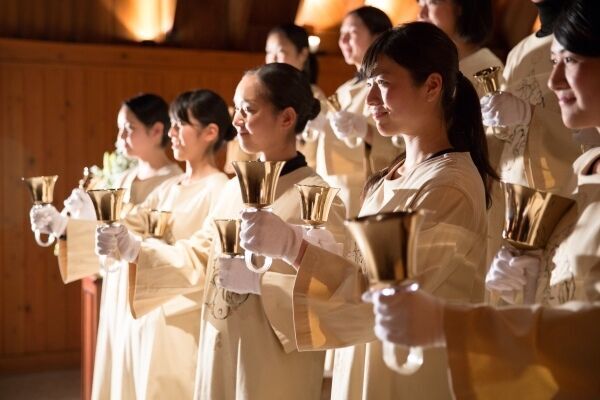 軽井沢高原教会「クリスマスキャンドルナイト」！ランタンの明かりで聖夜を楽しもう