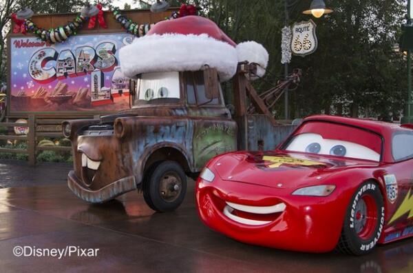 フロリダ＆カリフォルニアのディズニーリゾートで今年も超華やかなクリスマスイベント開催中！