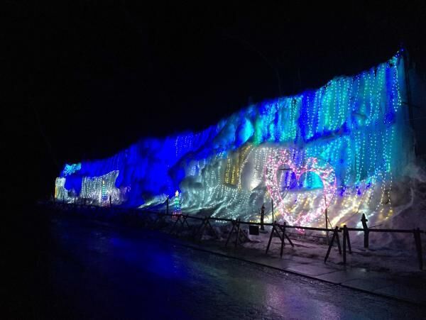 軽井沢・氷柱白糸イルミネーション開催！日本夜景遺産でロマンチックなドライブを