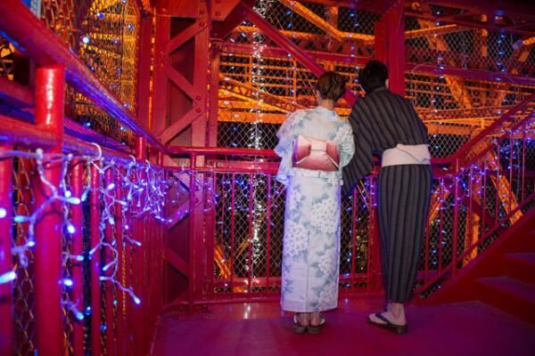 東京タワーに19万個のLEDが輝く！「天の川イルミネーション」開催中