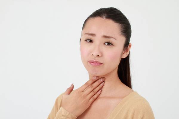 のどの痛みを和らげるおすすめの食べ物３つ