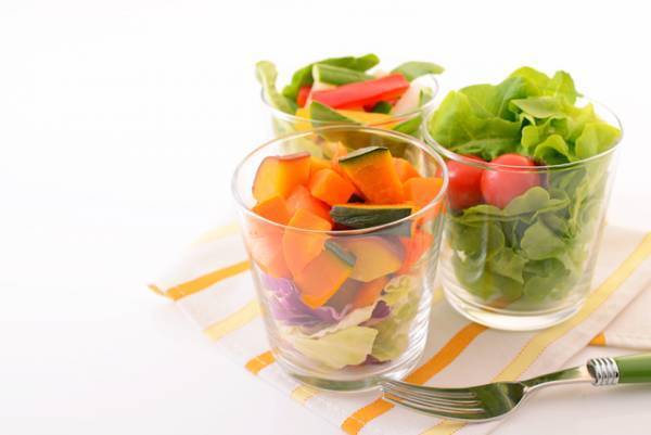 夏の肌ダメージにサヨナラ！食事でできる秋のお肌改善法