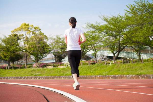 忙しい人にこそおすすめ！「インターバル速歩」でダイエット