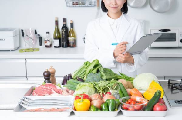 ポイントは野菜・果物・主菜！「食事バランスガイド」で健康的にダイエット