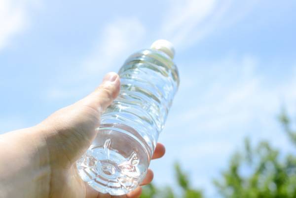 経口補水液の正しい使い方！スポーツドリンクとの違いって？