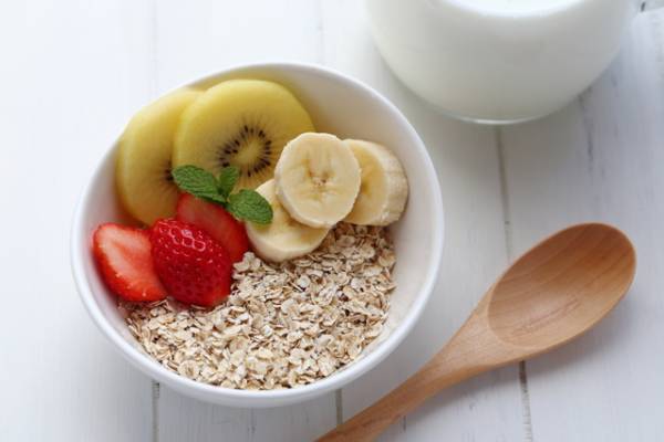 話題の「オーバーナイトオーツ」の魅力とおすすめの食べ方