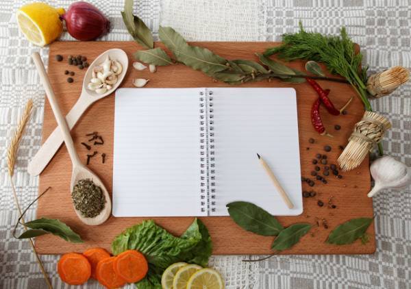 コンビニメニューにちょい足し！手軽にできる夏バテ対策