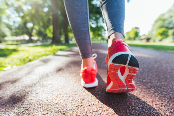 脂肪燃焼に効果的 ジョギングの正しいやり方と距離やポイント ウーマンエキサイト 1 3