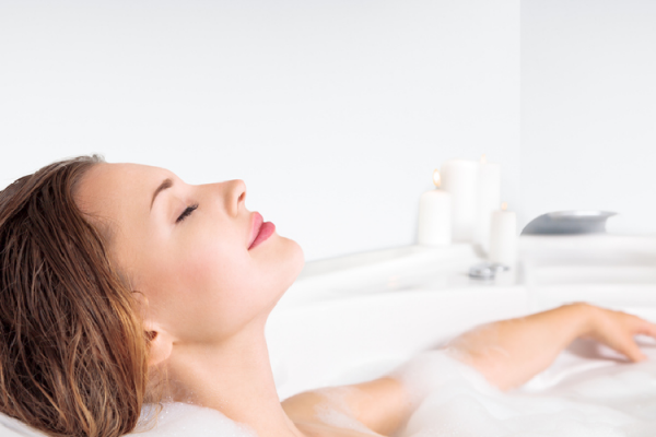 むくみ 冷え性に効く レギンス入浴 とは 効果とやり方を解説 ウーマンエキサイト 1 3