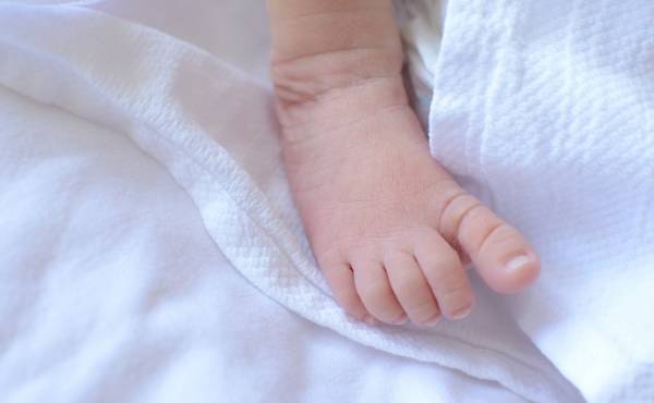 問題が生じ、大パニック！夫がいないときに陣痛が来てしまい…【体験談】