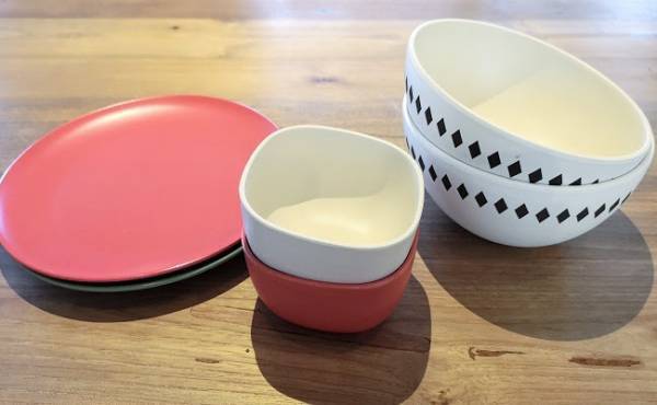 【100均】子どもの食事用にバンブーファイバー素材の食器が超優秀！