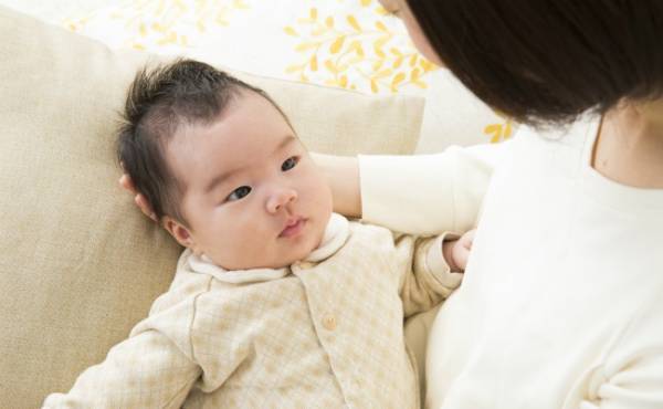 じいじやばあばが子どもを甘やかしすぎる…どうしたらいい？