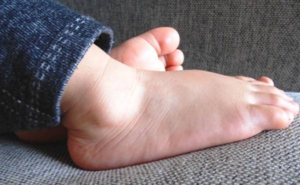 ファーストシューズをハグモックインファントにしてよかった3つの理由！