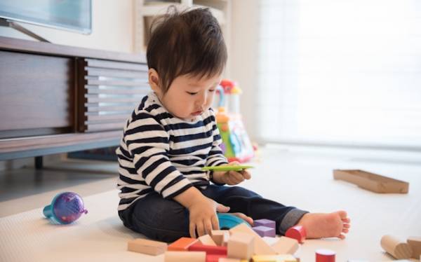 素材別にラクにお手入れ！赤ちゃんがなめたおもちゃはどうしたらいい？【ラクに楽しく♪特集】