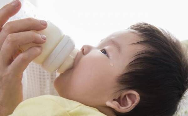 母乳は出てる ミルクは足りてる ママの疑問に助産師が回答 19年6月27日 ウーマンエキサイト 1 2