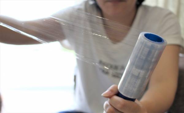 【100均】あの苦痛から解放！梱包用フィルムで使用済みおむつが無臭に